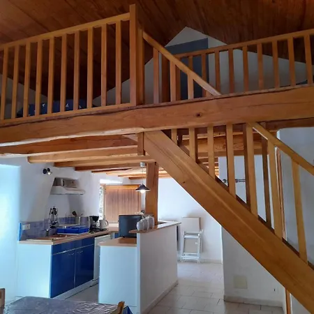 Barbude 2/4 Personnes * Gabriac (Lozere)